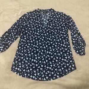 Jones New York Long Sleeve V neck Blouse - Size Medium